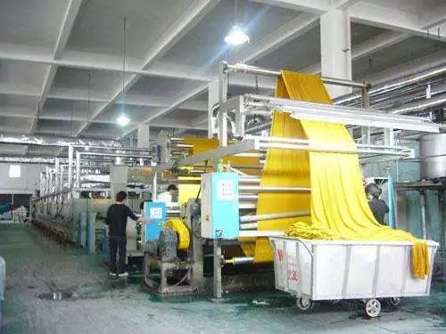 纺织厂老板的抉择 缺人但不缺“大爷”，技术转让成新出路